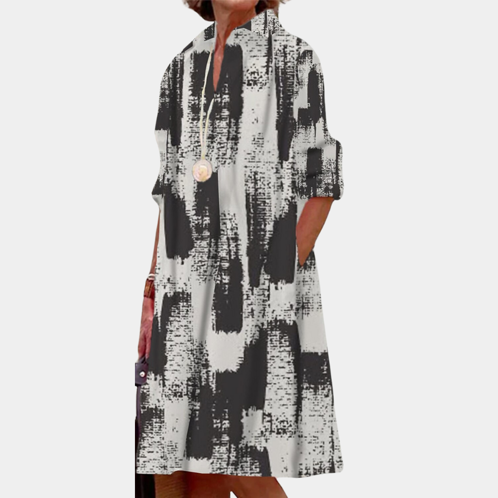 Stylisches lässiges Damenkleid mit trendigem Druck