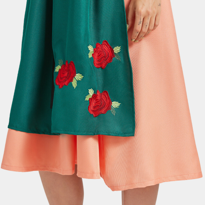 Anwen - Elegantes Oktoberfestkleid mit modernem Twist