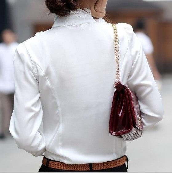 Stylische weiße Frühlingsbluse mit Rüschenkragen und langen Ärmeln für Frauen - Julie