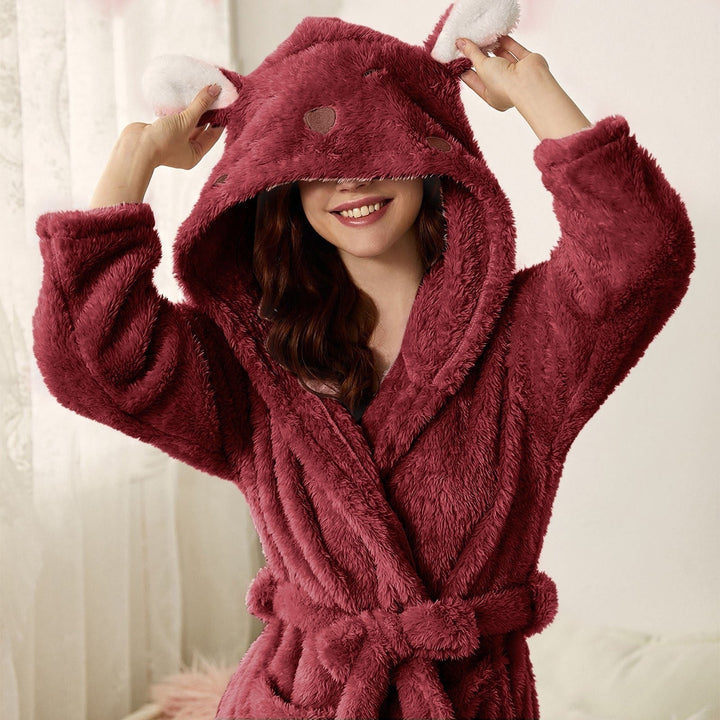 Brinley - Stylischer Bademantel mit Kapuze aus dickem Flanell für Frauen für einen gemütlichen Herbst!