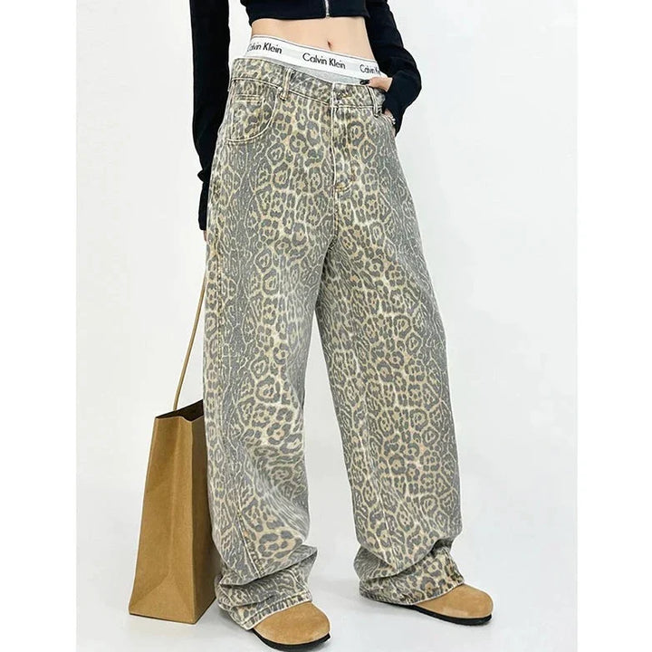 Gilda - Stylische Retro-Hose mit trendigem Leopardenprint